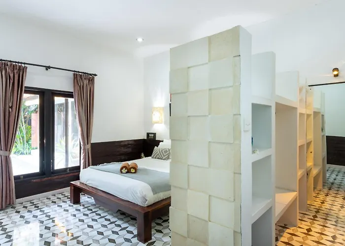 A 2br Private Pool & Kitchen Legian Seminyak (Bali)