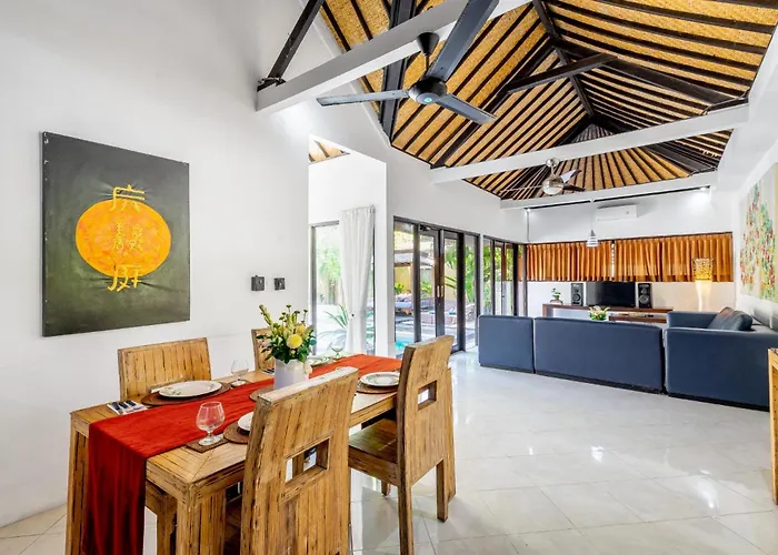 Villa A 2br Private Pool & Kitchen Legian *