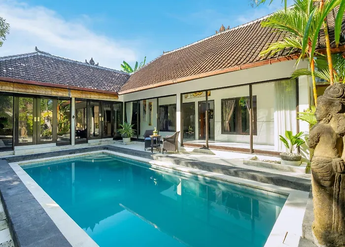 A 2br Private Pool & Kitchen Legian Villa *
